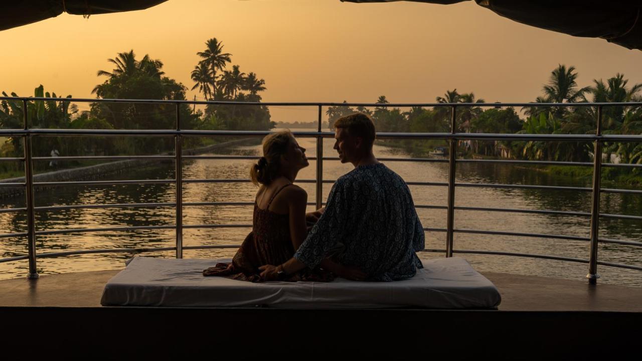 Kera Houseboats Alleppey Alappuzha Exterior photo