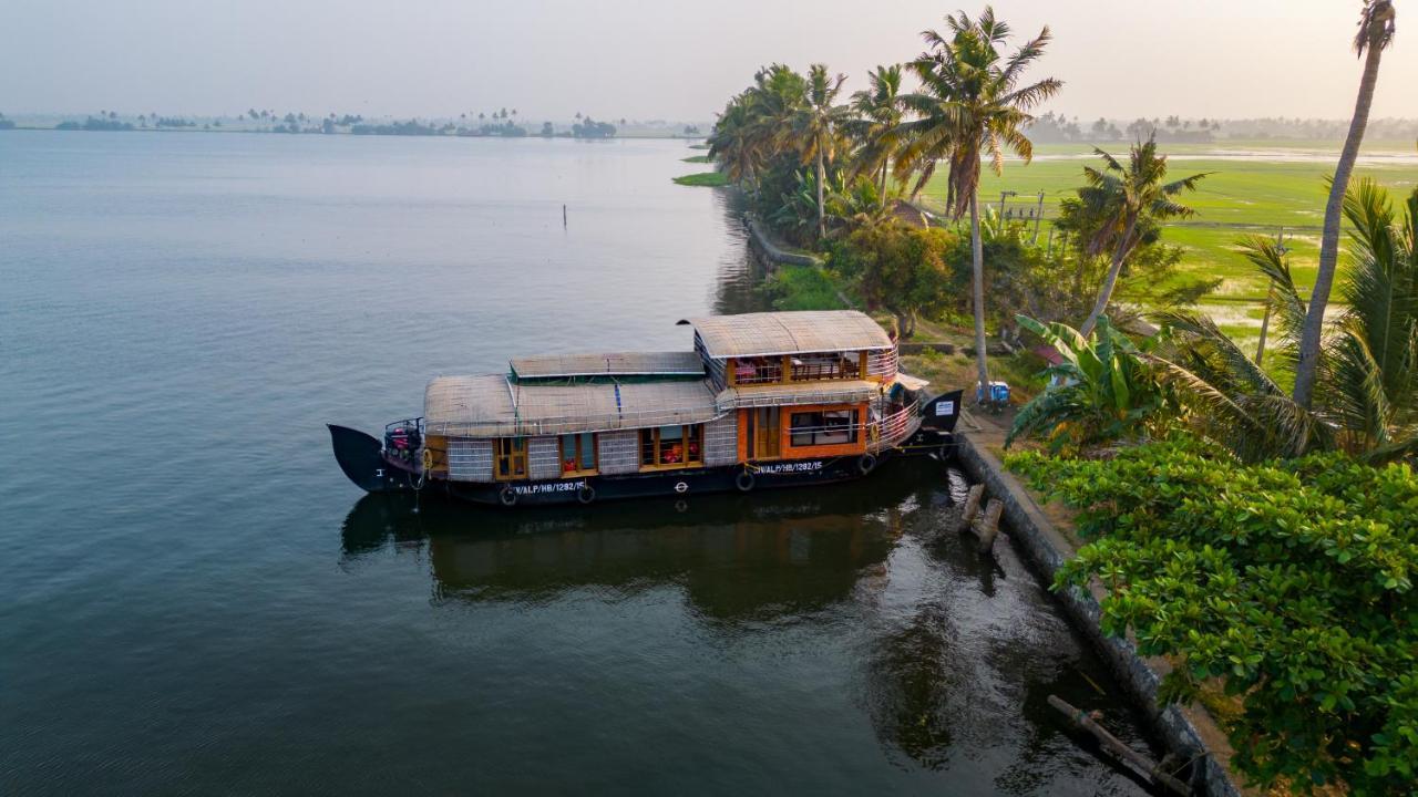 Kera Houseboats Alleppey Alappuzha Exterior photo
