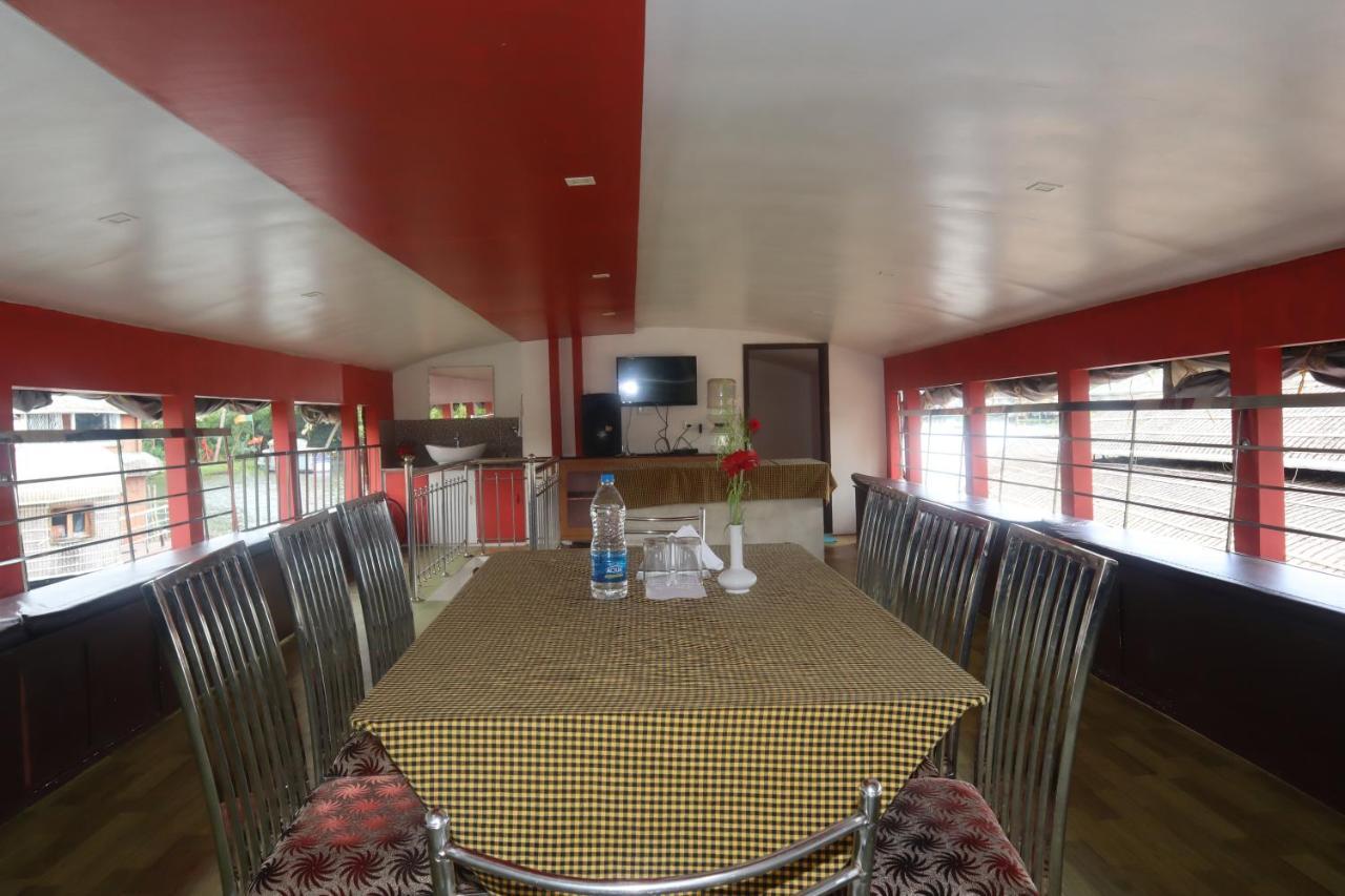 Kera Houseboats Alleppey Alappuzha Exterior photo